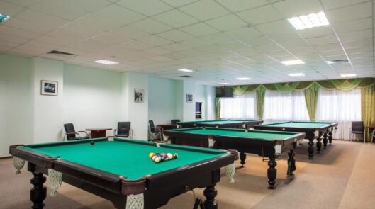 Бильярдный зал